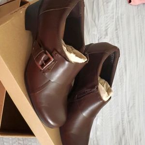 Clark's Women's Shoes Genette Vista shooties, size 9 1/2, Browm leather